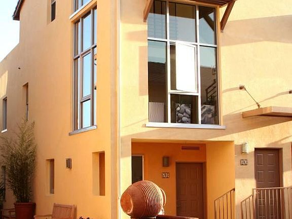 3rd image of 285 N Ventura Ave APT 25