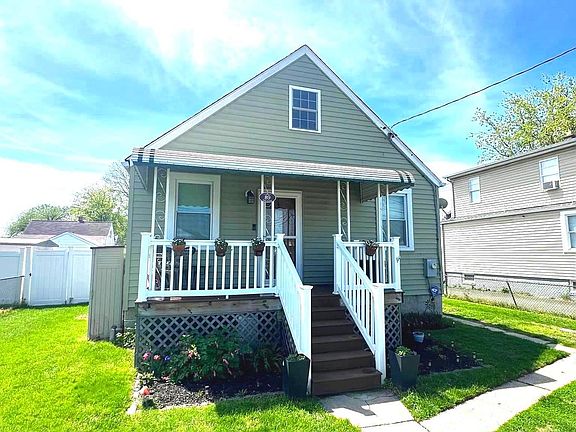 2nd image of 89 Wise Ave