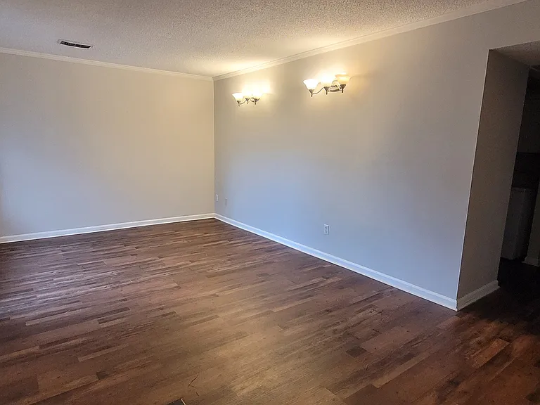 2 Fairway Dr NW — Photo 2