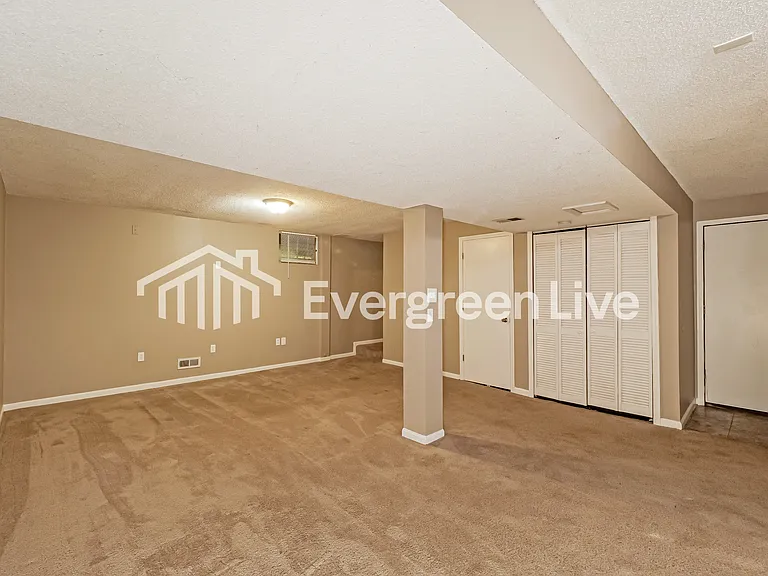 1808 NE McKee Ln — Photo 14