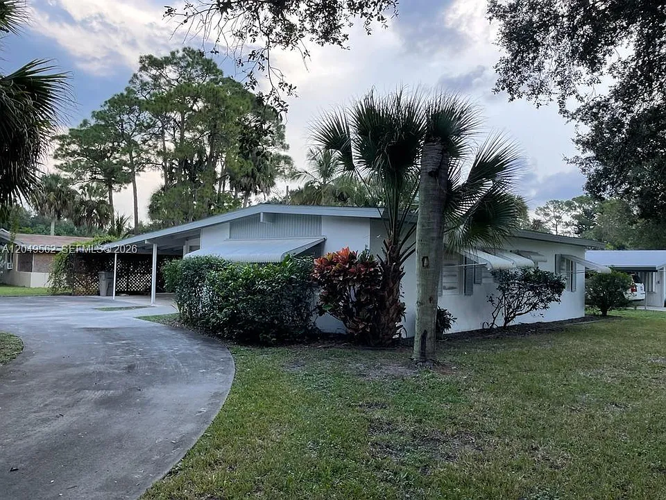 2106 79th Ct
