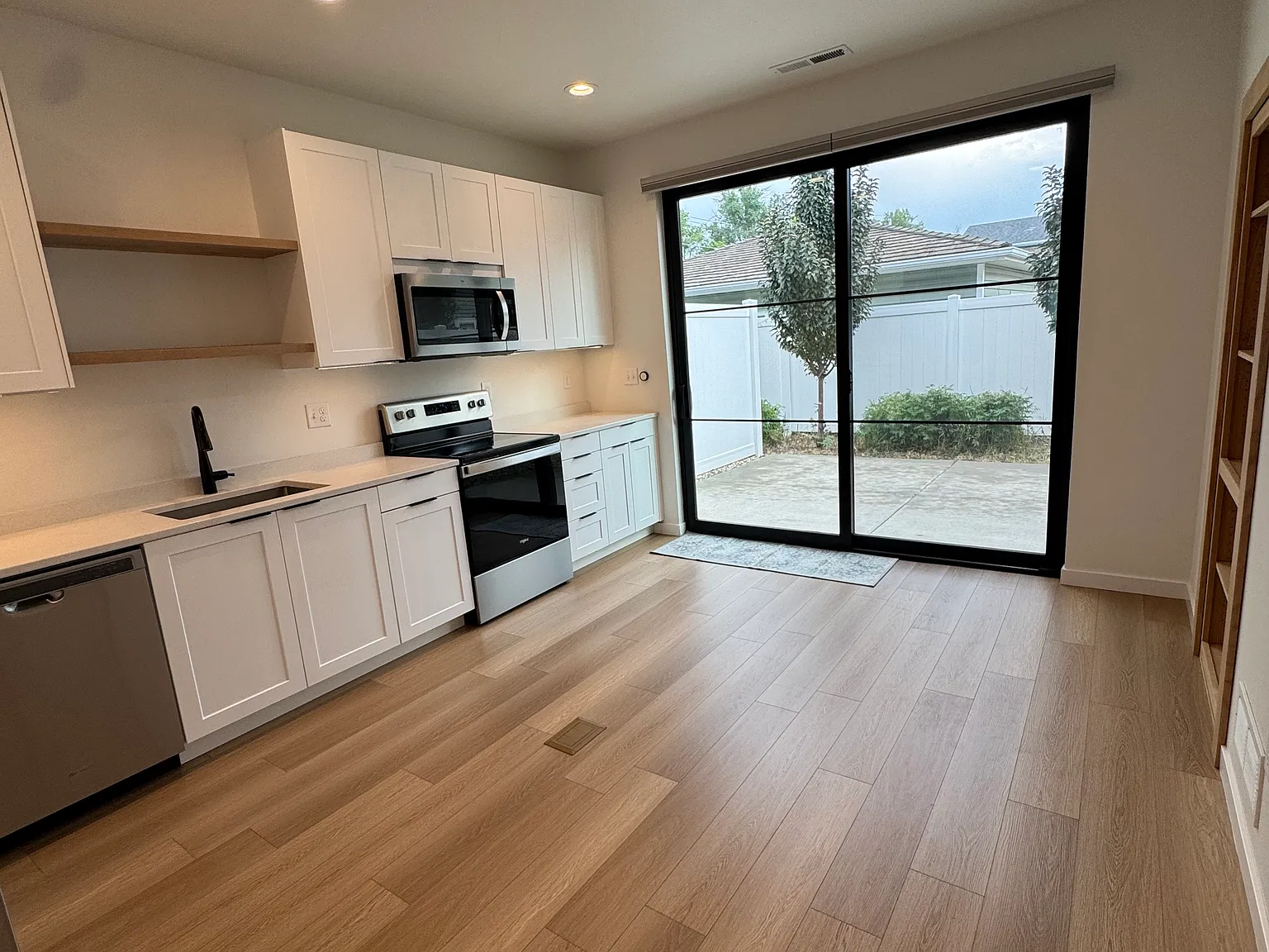 1311 E Sweet Ave — Photo 4