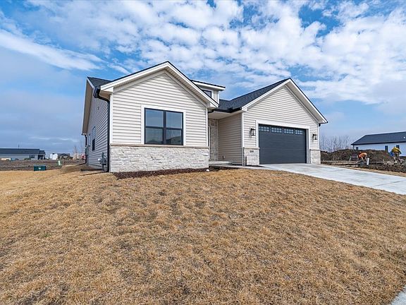 3rd image of 2538 Marble Rd