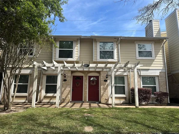 744 Memorial Mews St #4, Houston, TX 77079