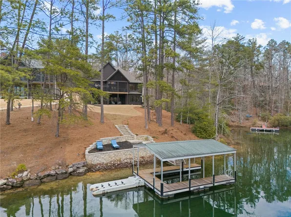 918 Longshore Dr, Salem, SC 29676