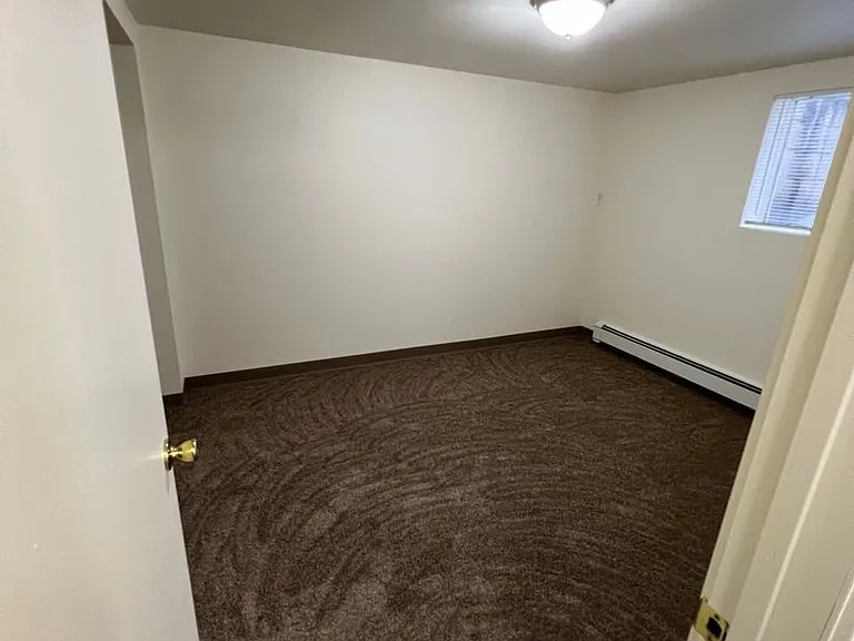 2403 Eureka St — Photo 7