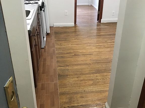 4th image of 485 Saint Johns Pl APT 5A