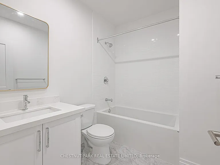 253 Pape Ave #LOWER — Photo 8