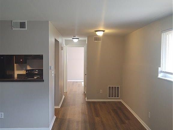 5th image of 4440 Flowerdale Ave