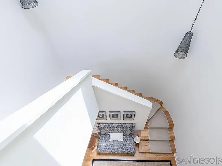 2508 Manchester Ave — Photo 39