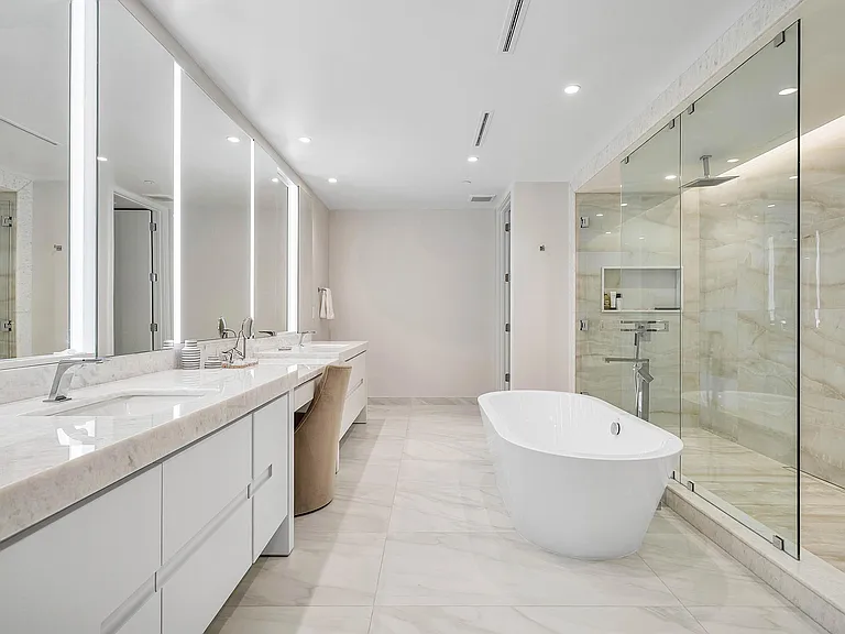220 SE Mizner Blvd #205 — Photo 23