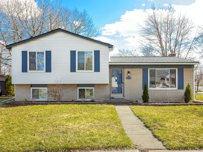 41312 N Central Dr, Sterling Heights, MI, 48313