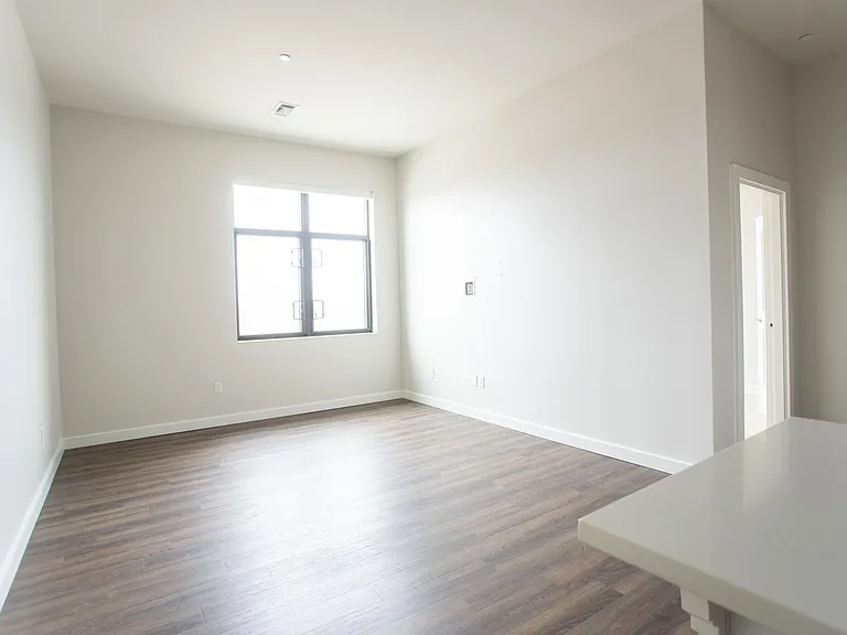 201 S Main St #308 — Photo 6