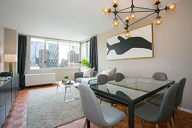 Rented by ER (DO NOT USE)