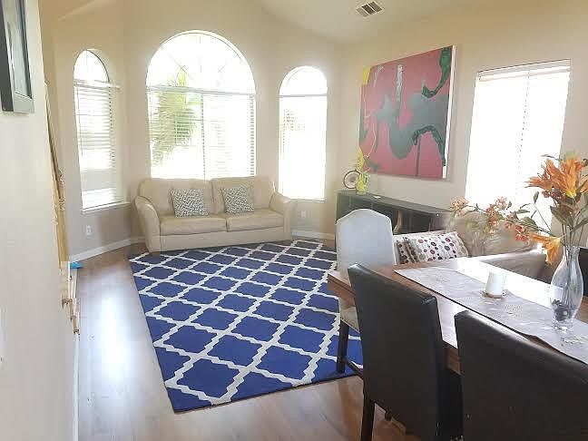 2nd image of 5065 Longhorn Way