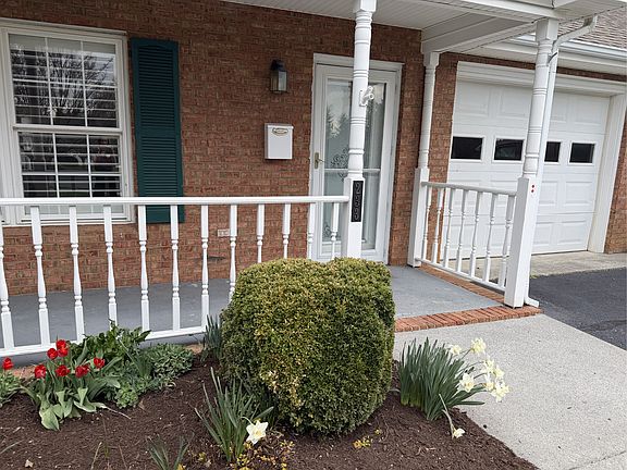 2nd image of 201 Wheatland Ct #229