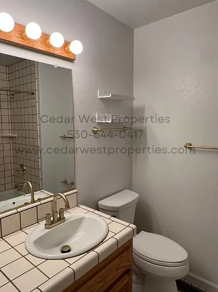 3120 Oak Knoll Rd — Photo 26