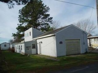5346 McCleary Dr, Chincoteague, VA 23336