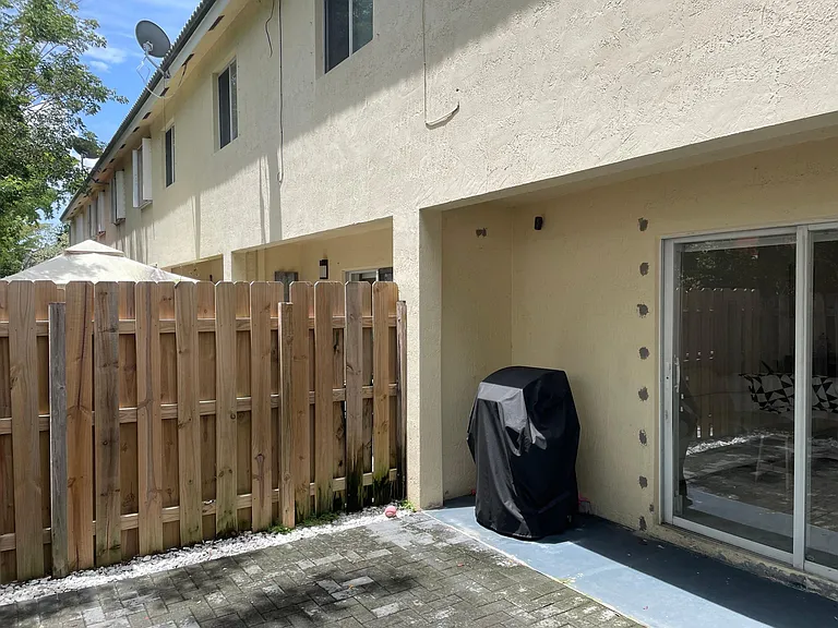 14231 SW 120th Ct — Photo 35
