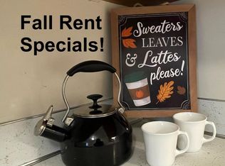 1145 S 11th St #5, Lincoln, NE 68502