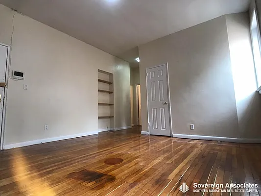 Rented by Sovereign Associates | media 10