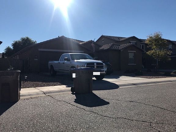 5th image of 671 W Desert Hollow Dr