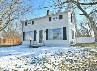 5868 Youngstown Hubbard Rd, Hubbard, OH 44425