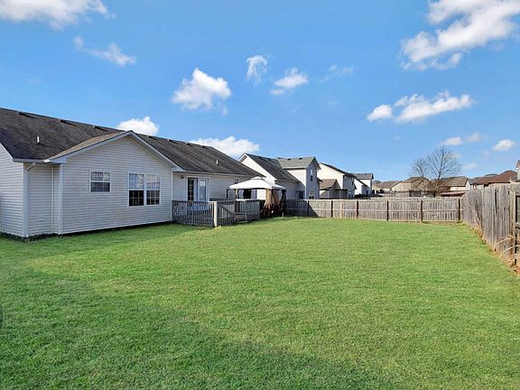 2nd image of 1557 Apache Way