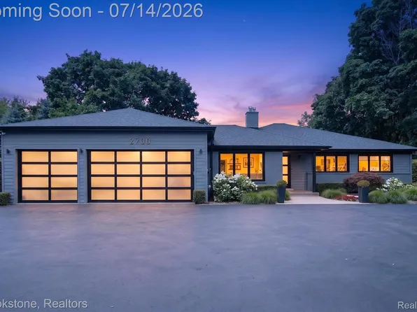 2700 Middlebelt Rd, West Bloomfield, MI 48324