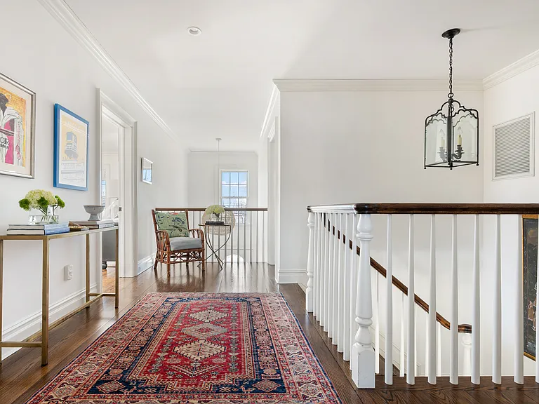 34 Jermain Ave — Photo 15