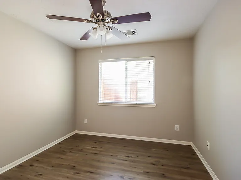808 Dragonfly Dr — Photo 12