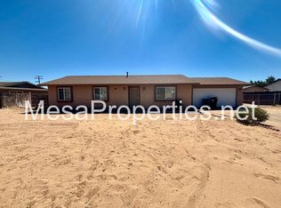 11729 Jamacha Rd, Apple Valley, CA 92308