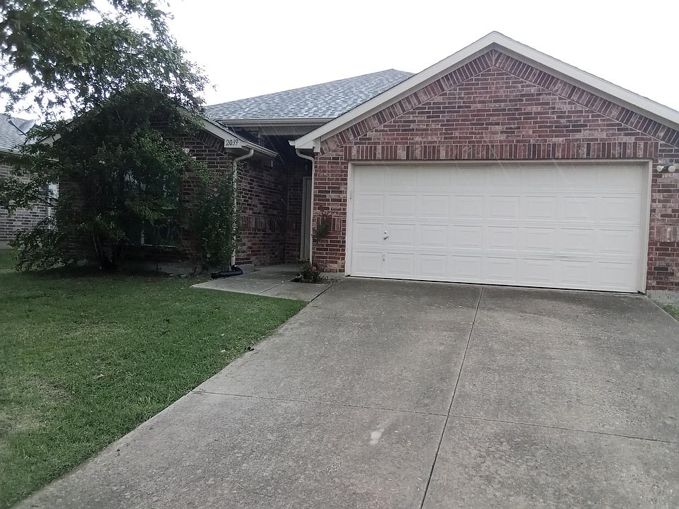 1st image of 2039 Sunny Side Dr