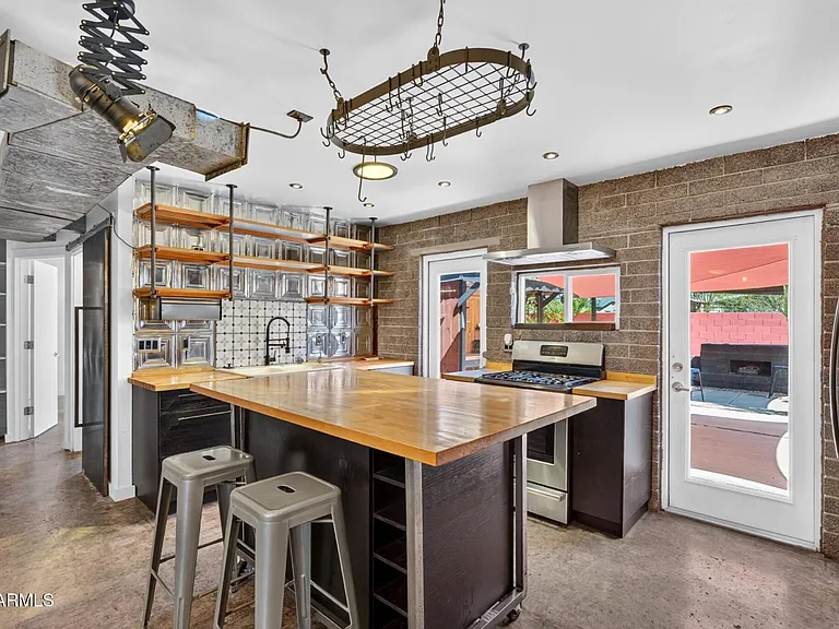 346 E Papago Dr — Photo 10