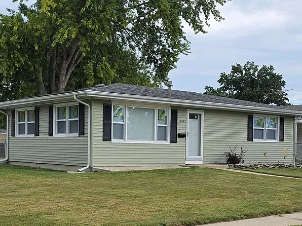 1844 Albert St, Springfield, IL 62702