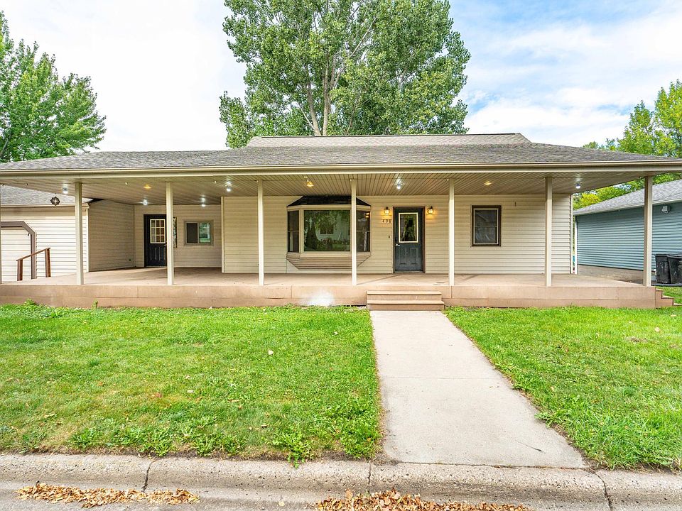 1st image of 408 2nd St SE