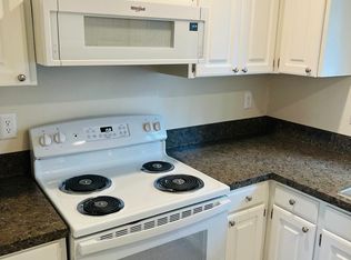 17527 83rd Pl NE APT 27A, Kenmore, WA 98028