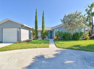 6550 Country Wood Way, Delray Beach, FL 33484