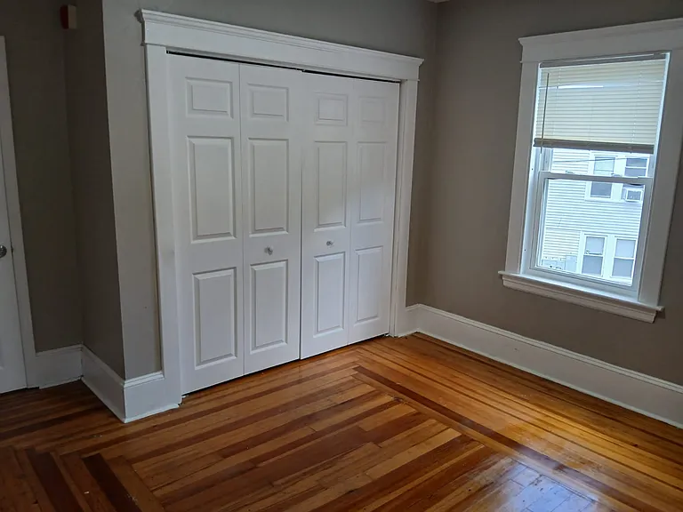 Willow St — Photo 26