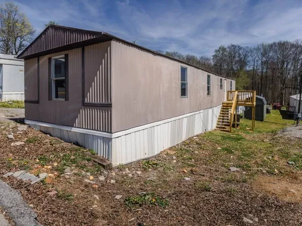 300 Randell Dr Lot 27, Clarksville, TN 37042