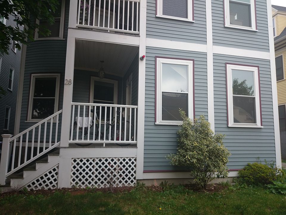2nd image of 28 Perkins St