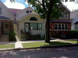 2225 W Melrose St, Chicago, IL 60618