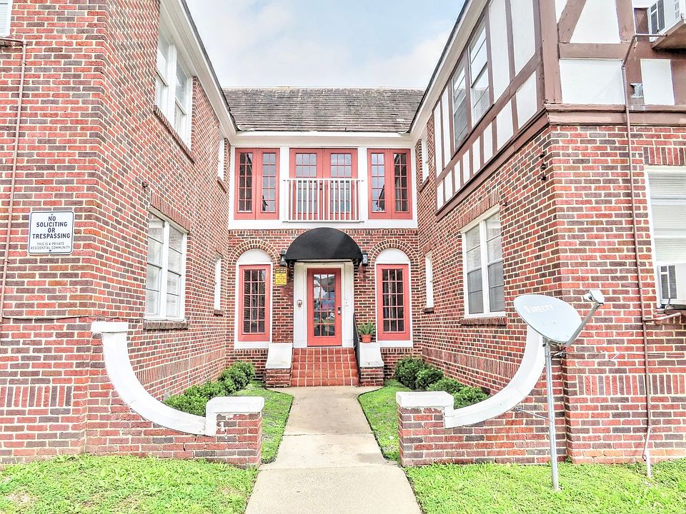 1st image of 3920 Fannin St #F203