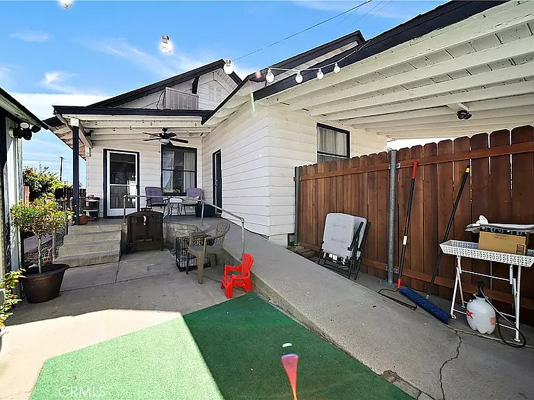 1101 Washington St — Photo 12