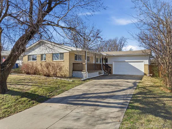 2904 S Hudson Pl, Tulsa, OK 74114