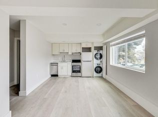 768 Walker Ave #B, Oakland, CA 94610