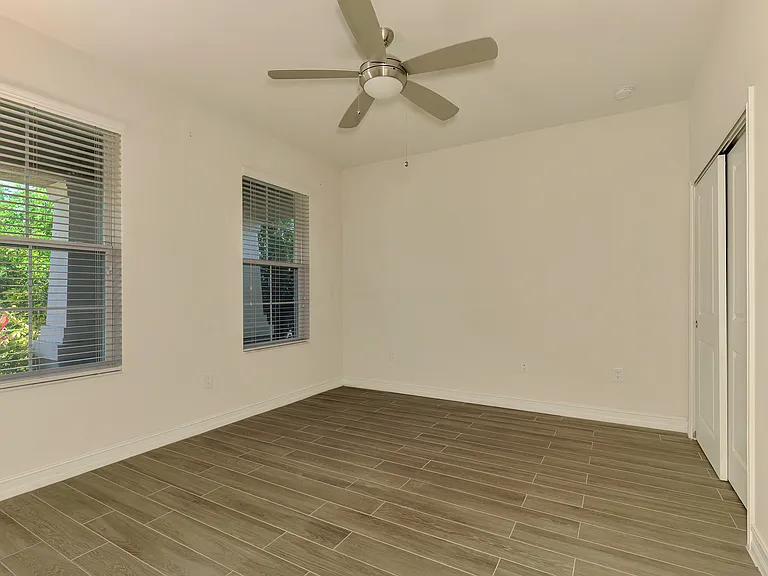 4400 Conchfish Ln — Photo 28
