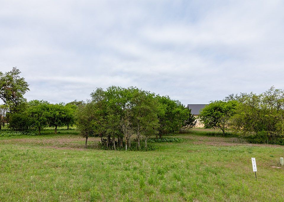 2nd image of 3432 Trace Cir