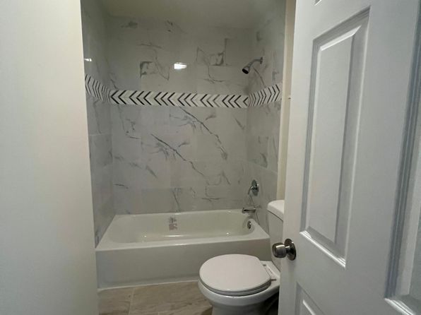 2305 N Tatnall St APT 2