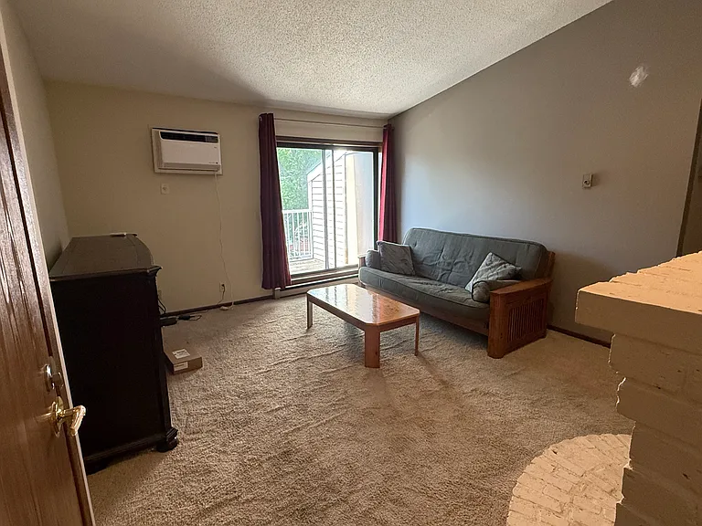 350 Shelard Pkwy #304 — Photo 3